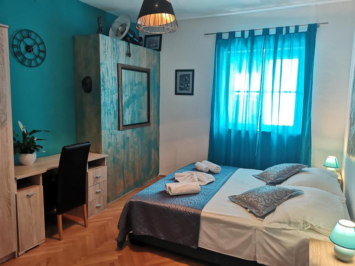 Apartments Spiro สปลิท ภายนอก รูปภาพ