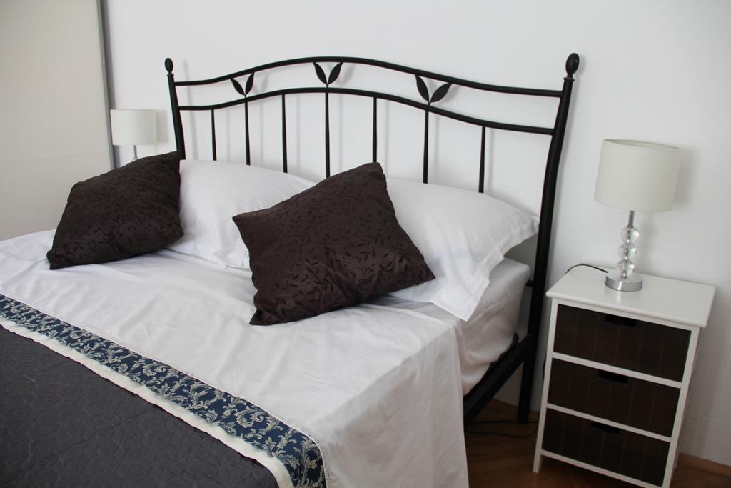 Apartments Spiro สปลิท ภายนอก รูปภาพ