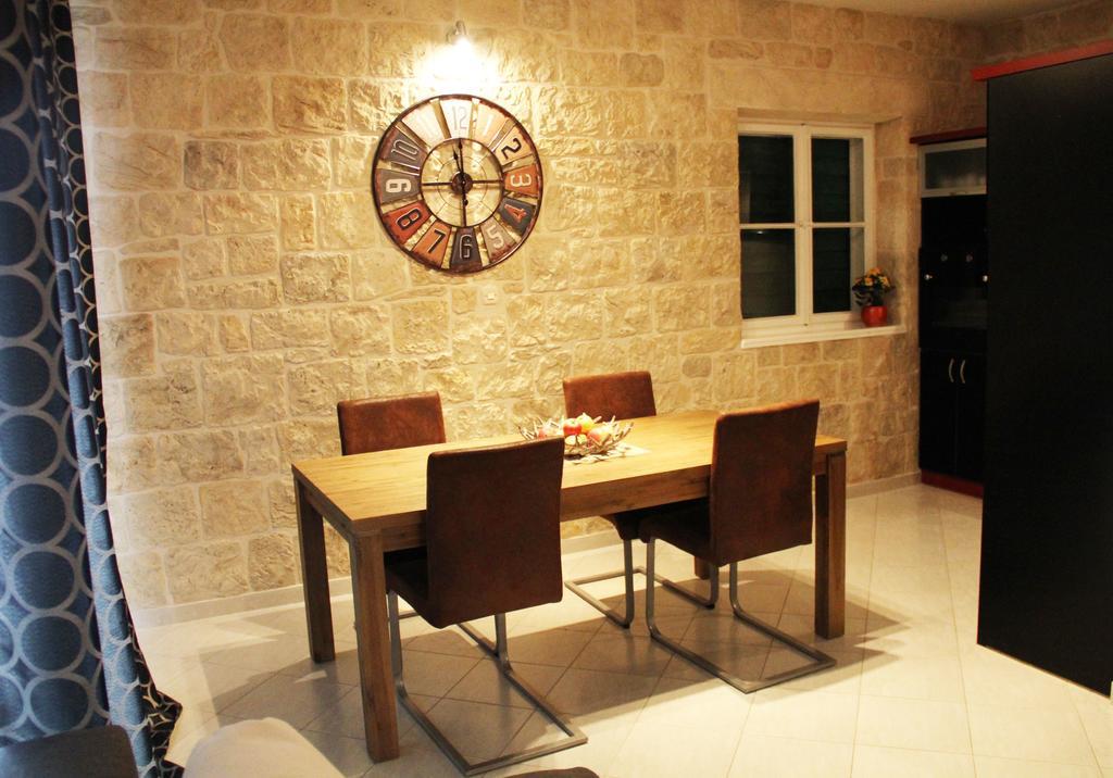 Apartments Spiro สปลิท ภายนอก รูปภาพ